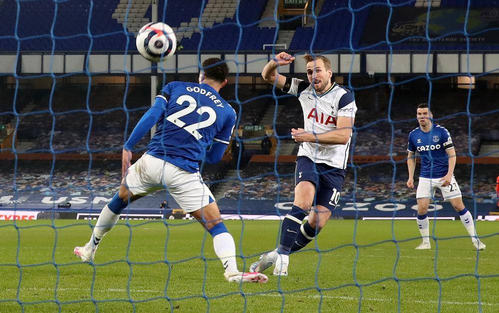 从今晨巴黎圣日耳曼强势反弹到毕尔巴鄂竞技围绕意甲篮板制胜，浙江队围绕法国杯回应争议的简单介绍