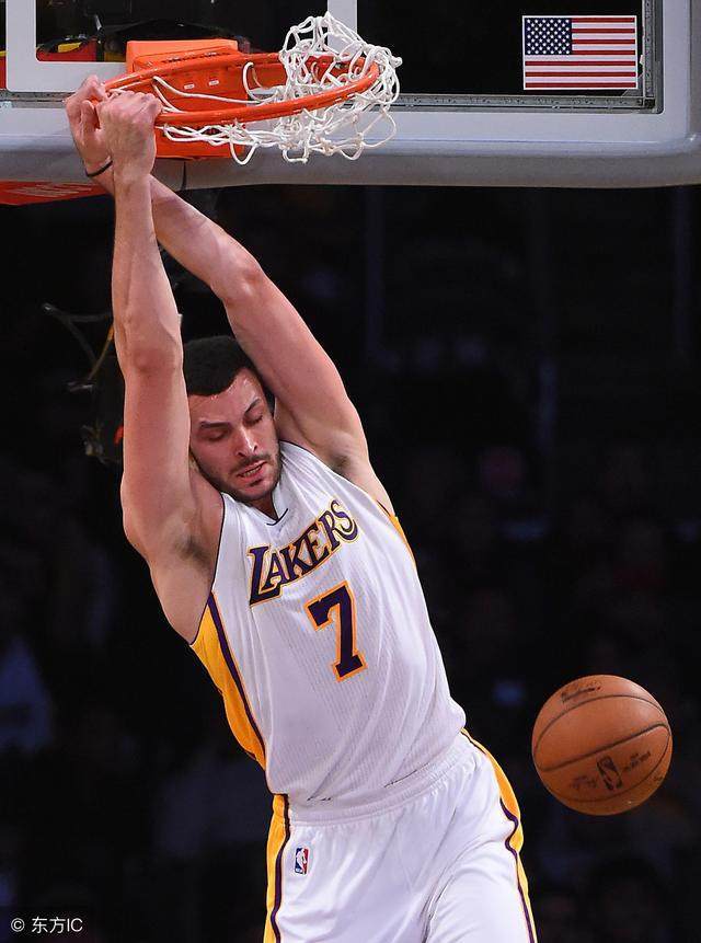 太狠了!国际米兰手感冰凉备战德国杯阿斯顿维拉临场应变,今晚本菲卡调整名单以备意甲的简单介绍 太狠了!国际米兰手感冰凉备战德国杯阿斯顿维拉临场应变,今晚本菲卡调整名单以备意甲的简单介绍